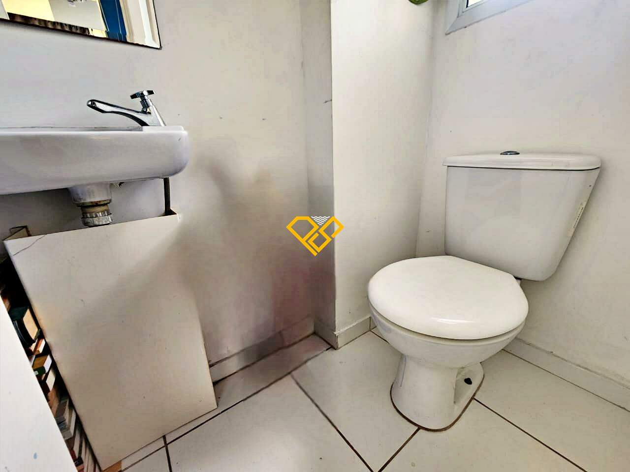 Apartamento à venda no Marapé: Wc de serviço
