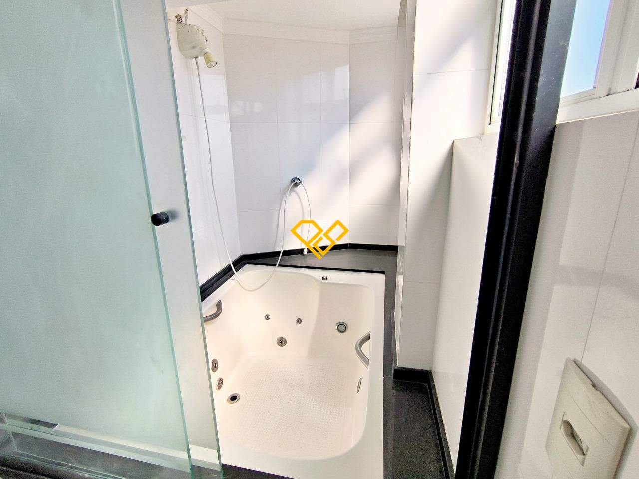 Apartamento à venda no José Menino: Wc suíte master