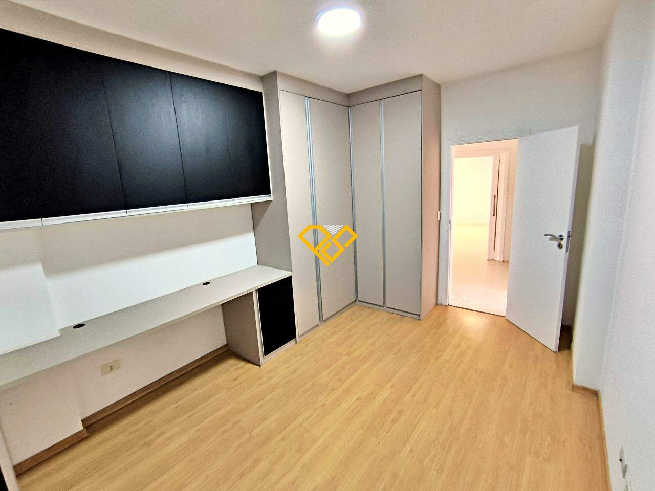 Apartamento à venda no José Menino: Dormitório 3
