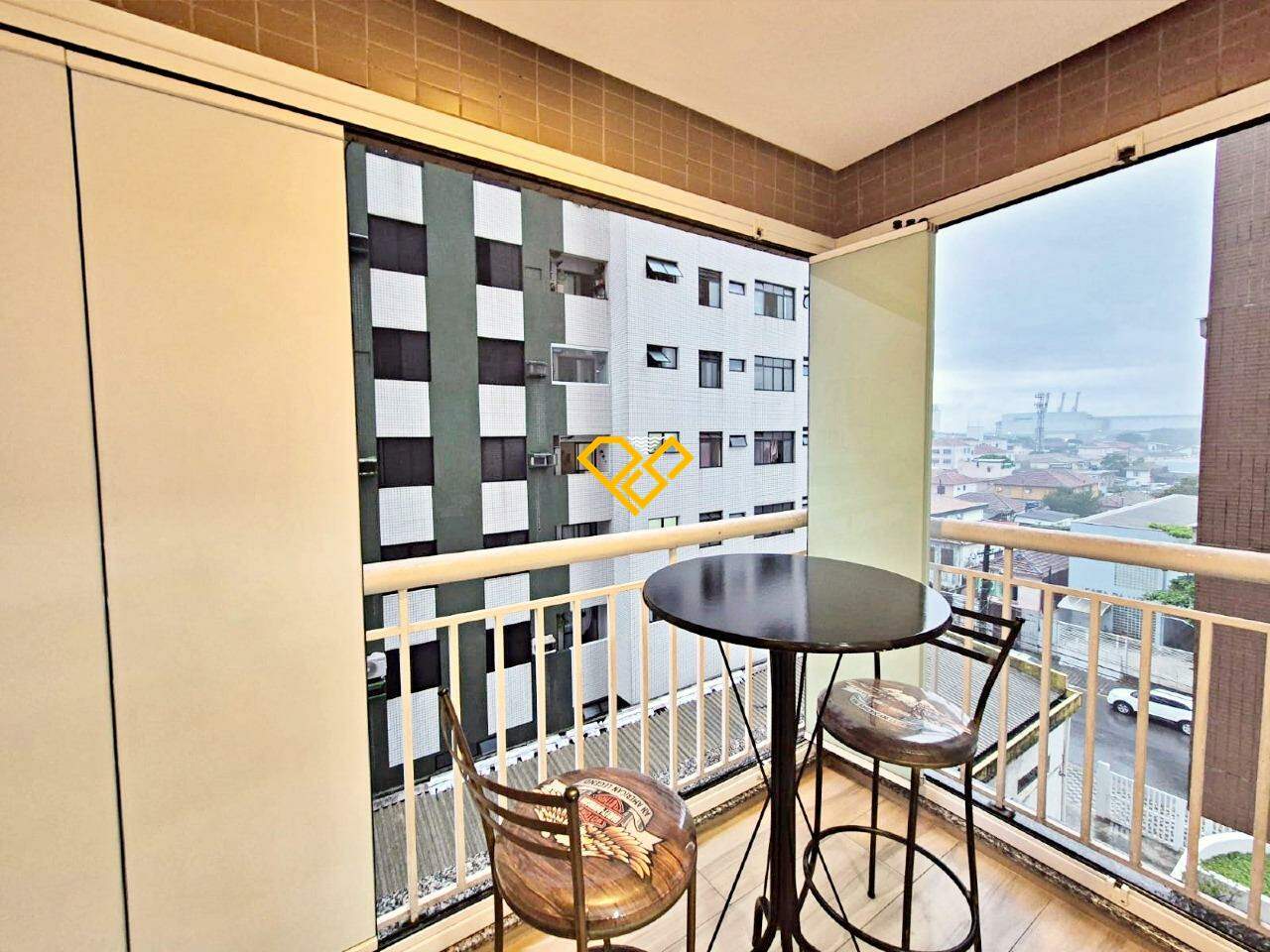 Apartamento à venda no Estuário: Varanda