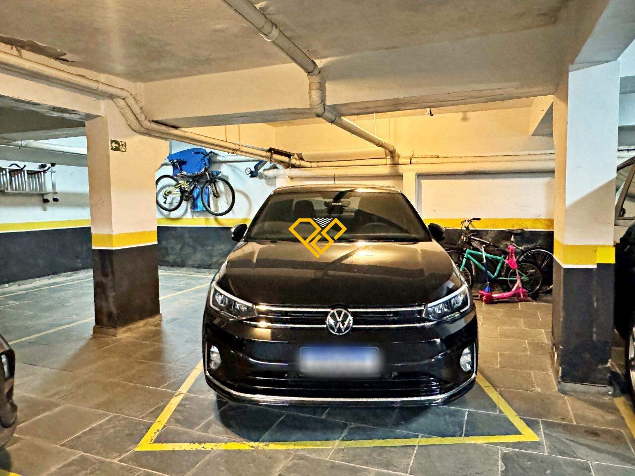 Apartamento à venda no José Menino: Garagem