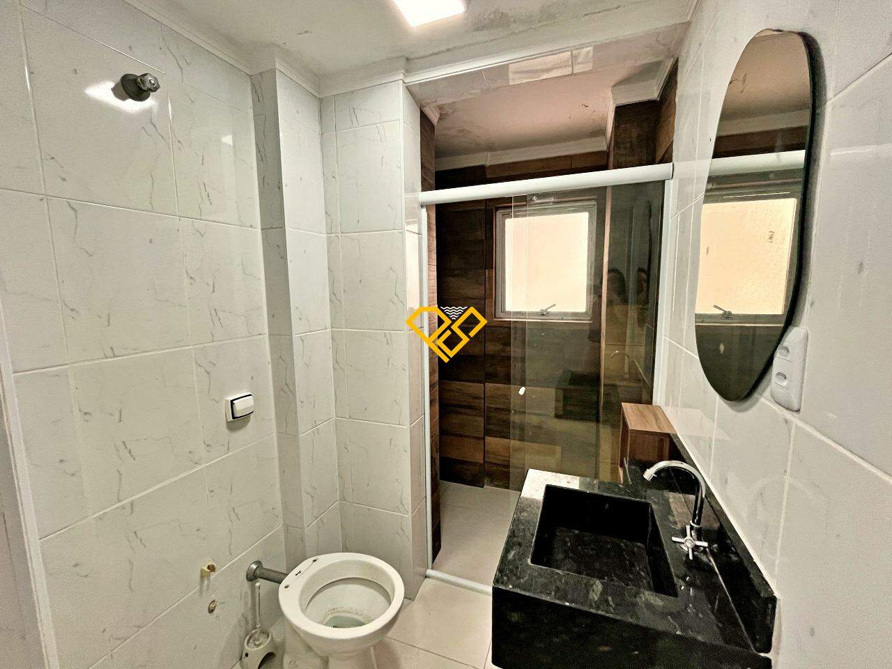 Apartamento à venda no Pompéia: Wc social