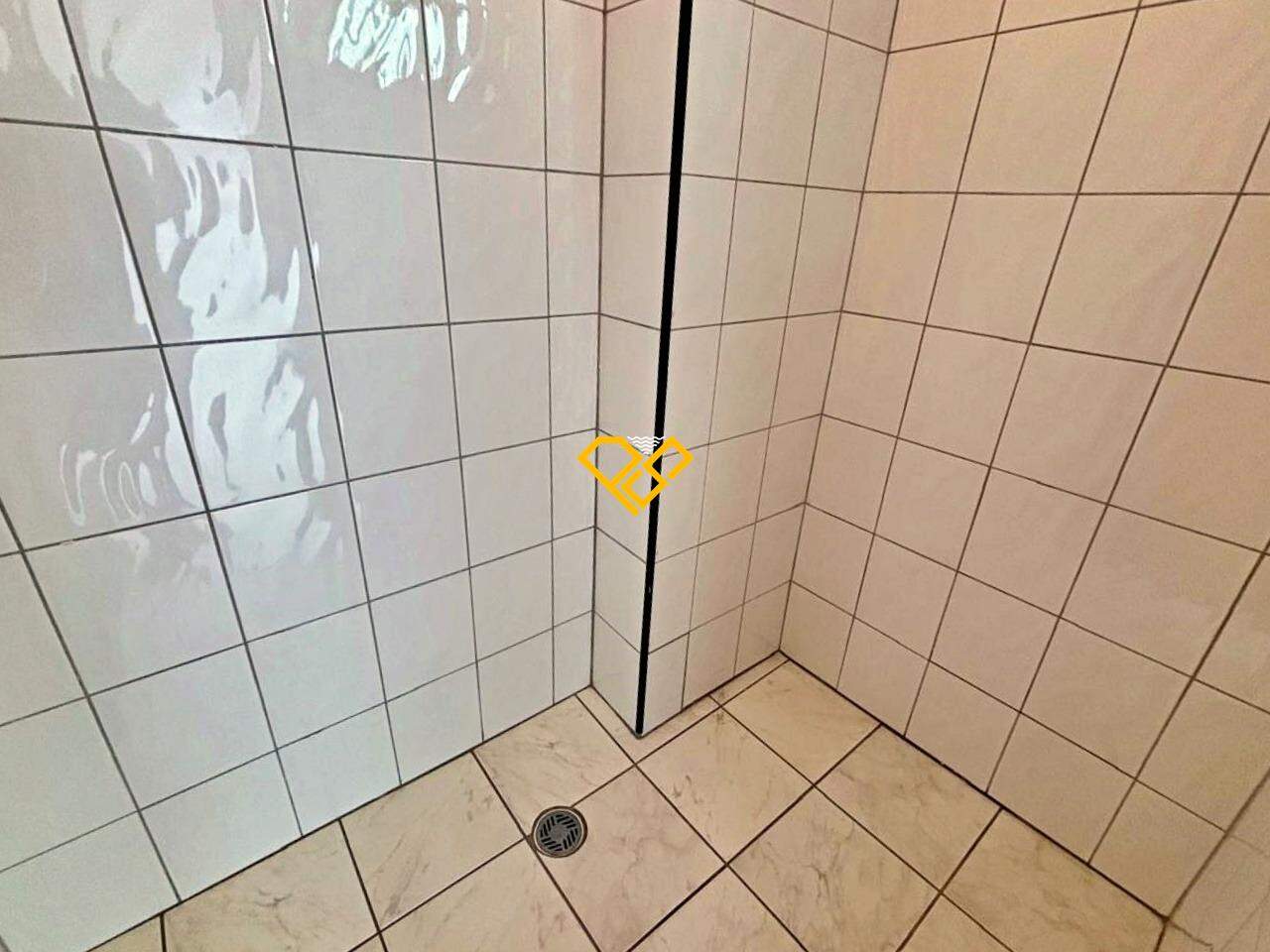 Apartamento à venda no Embaré: Wc de serviço