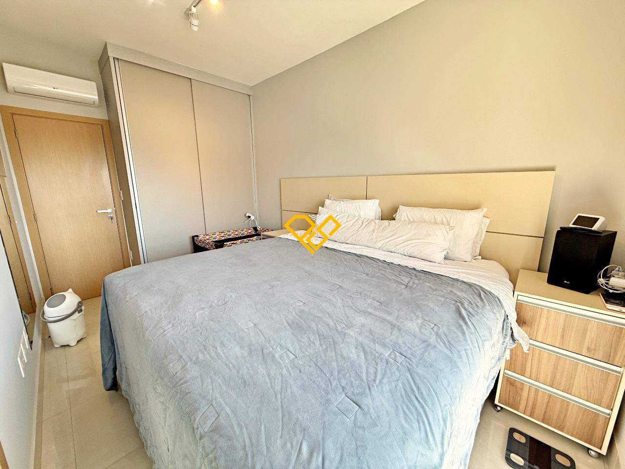 Apartamento à venda no Embaré: Suíte 1