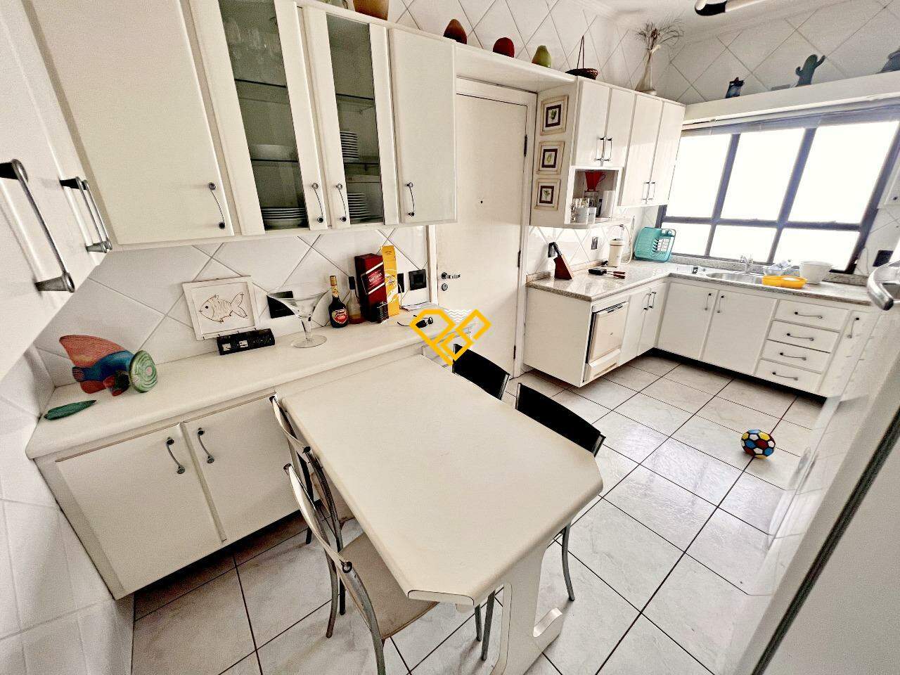 Cobertura à venda no Boqueirão: Cozinha