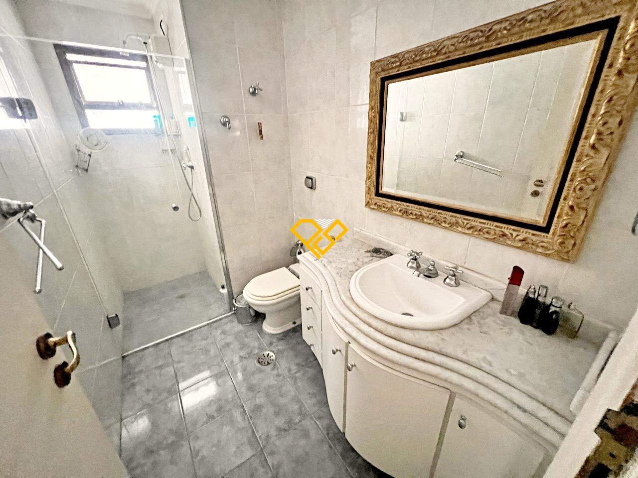 Cobertura à venda no Boqueirão: Wc social