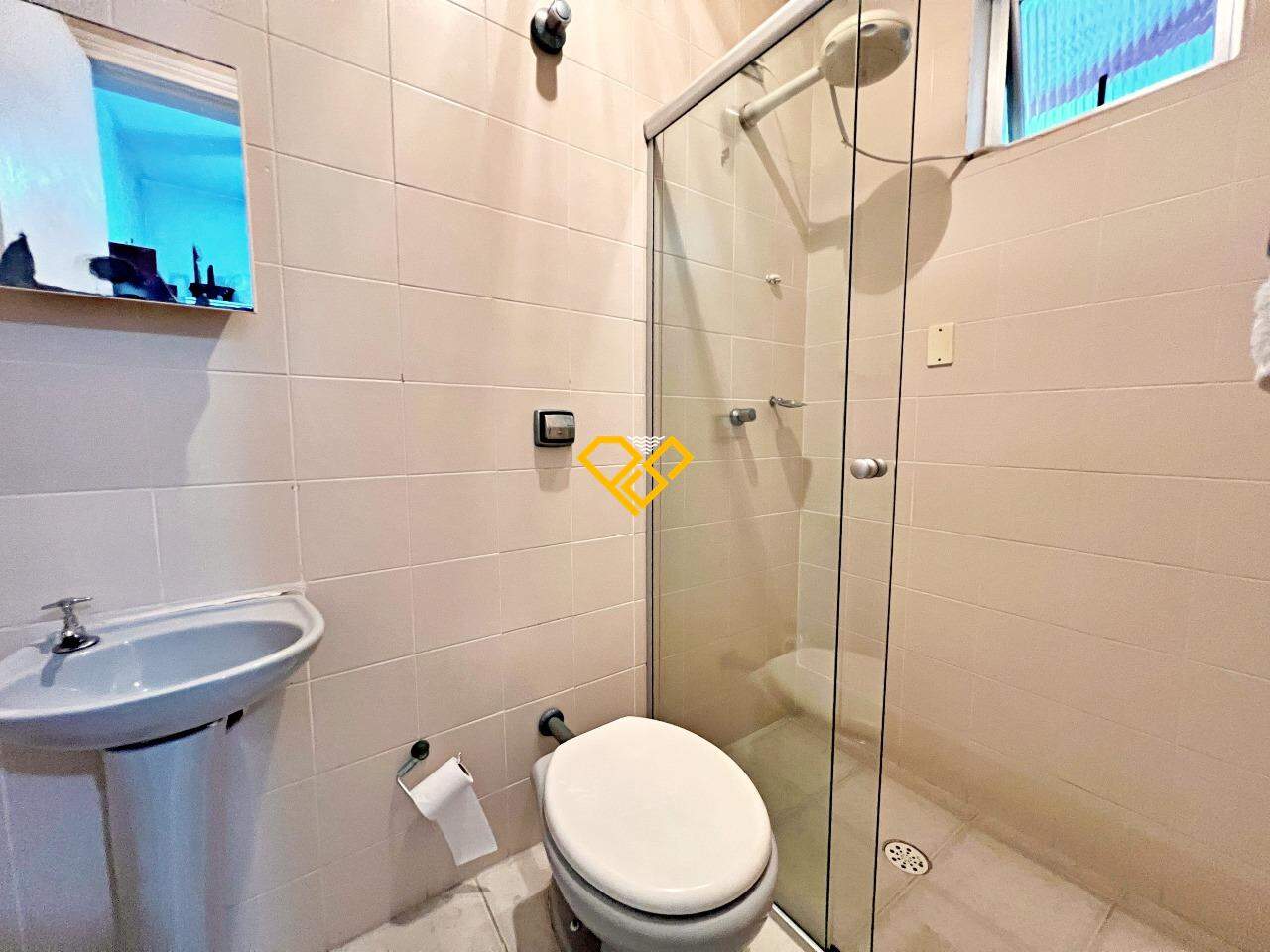 Apartamento à venda no Embaré: Wc de serviço