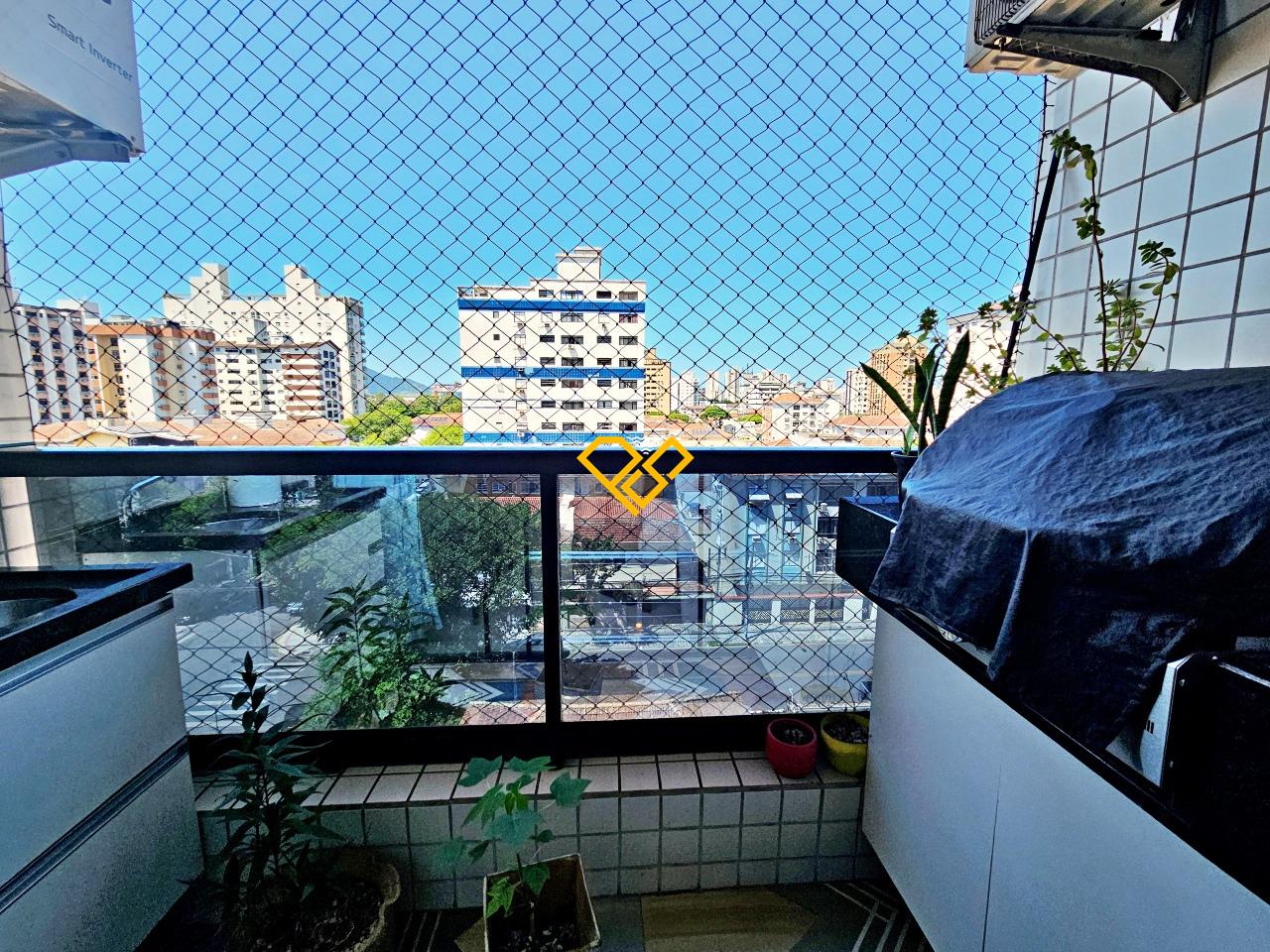 Apartamento à venda no Embaré: Varanda