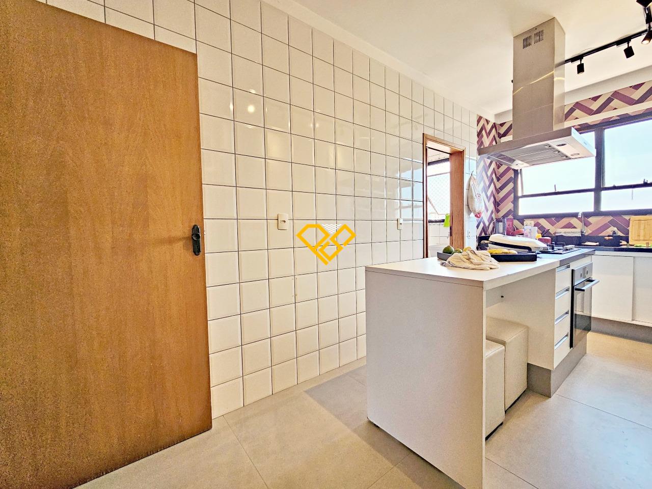 Apartamento à venda no Embaré: Cozinha