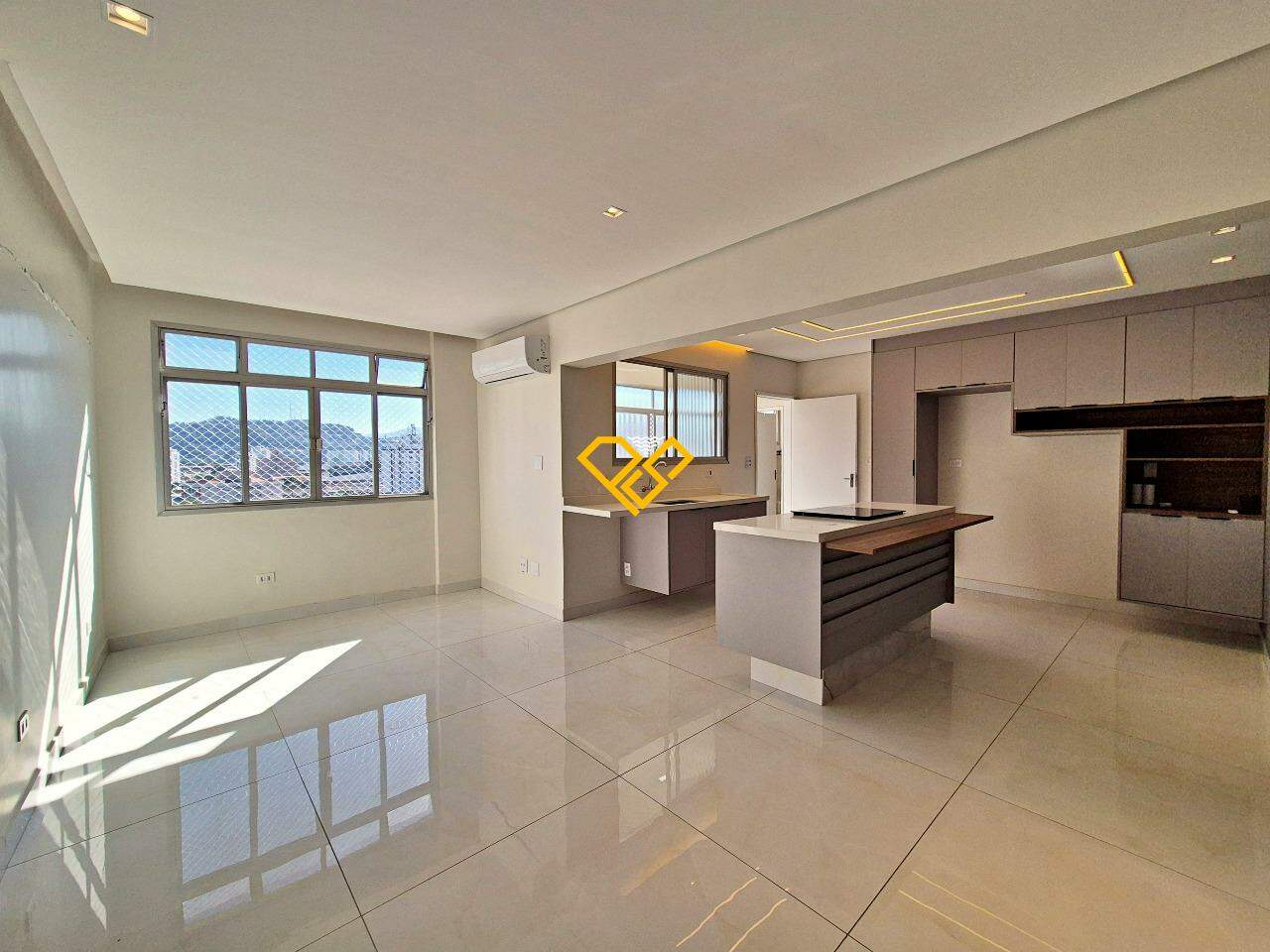 Apartamento à venda no Campo Grande: Sala e cozinha