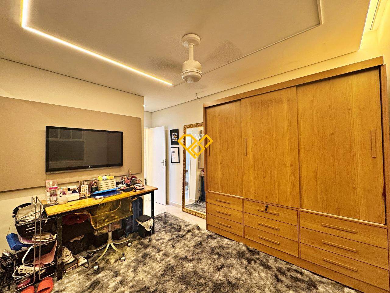 Apartamento à venda no Campo Grande: Dormitório 1 - suíte