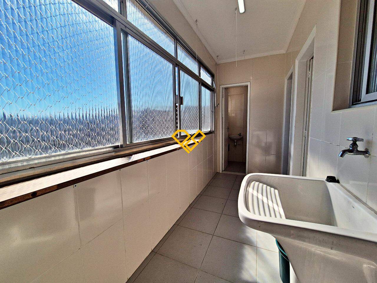 Apartamento à venda no Campo Grande: Área de serviço