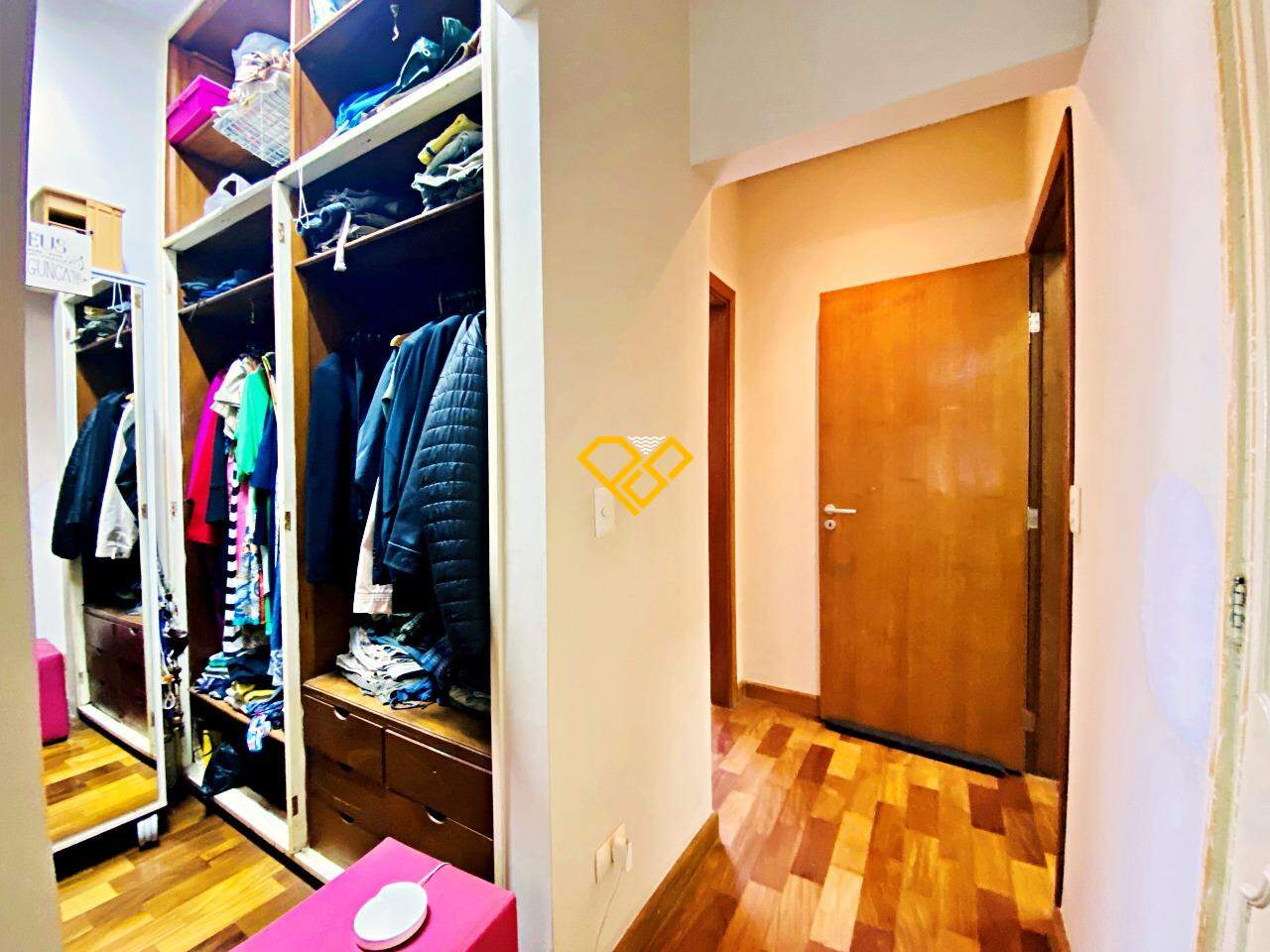 Apartamento à venda no Boqueirão: Dormitório 1 - suíte - closet