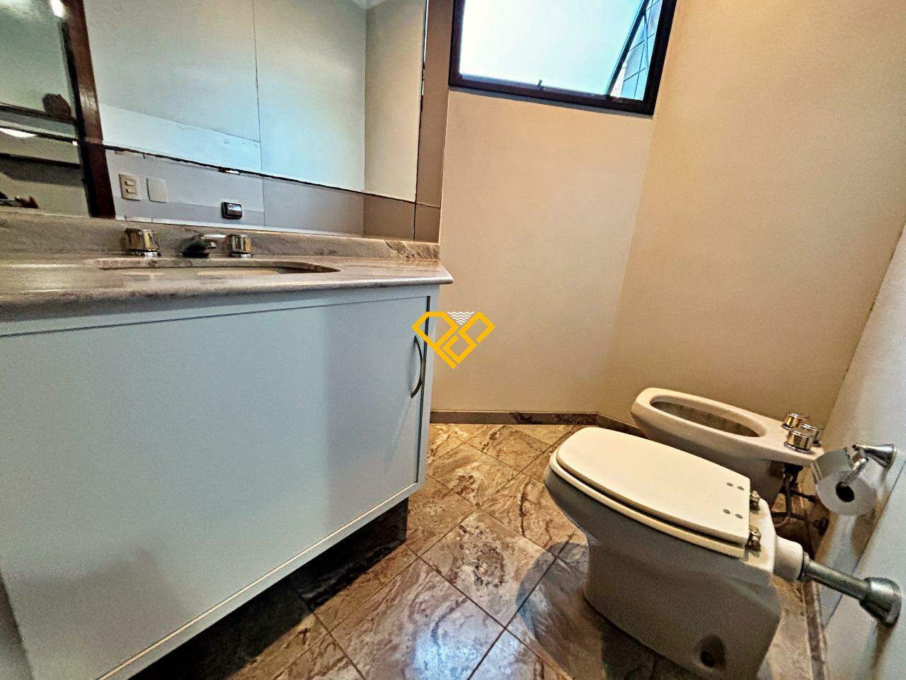 Apartamento à venda no Aparecida: Wc suíte 3