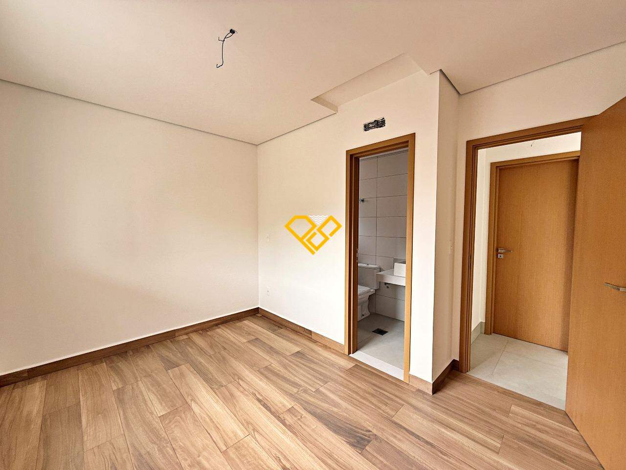 Apartamento à venda no Aparecida: Suíte 1