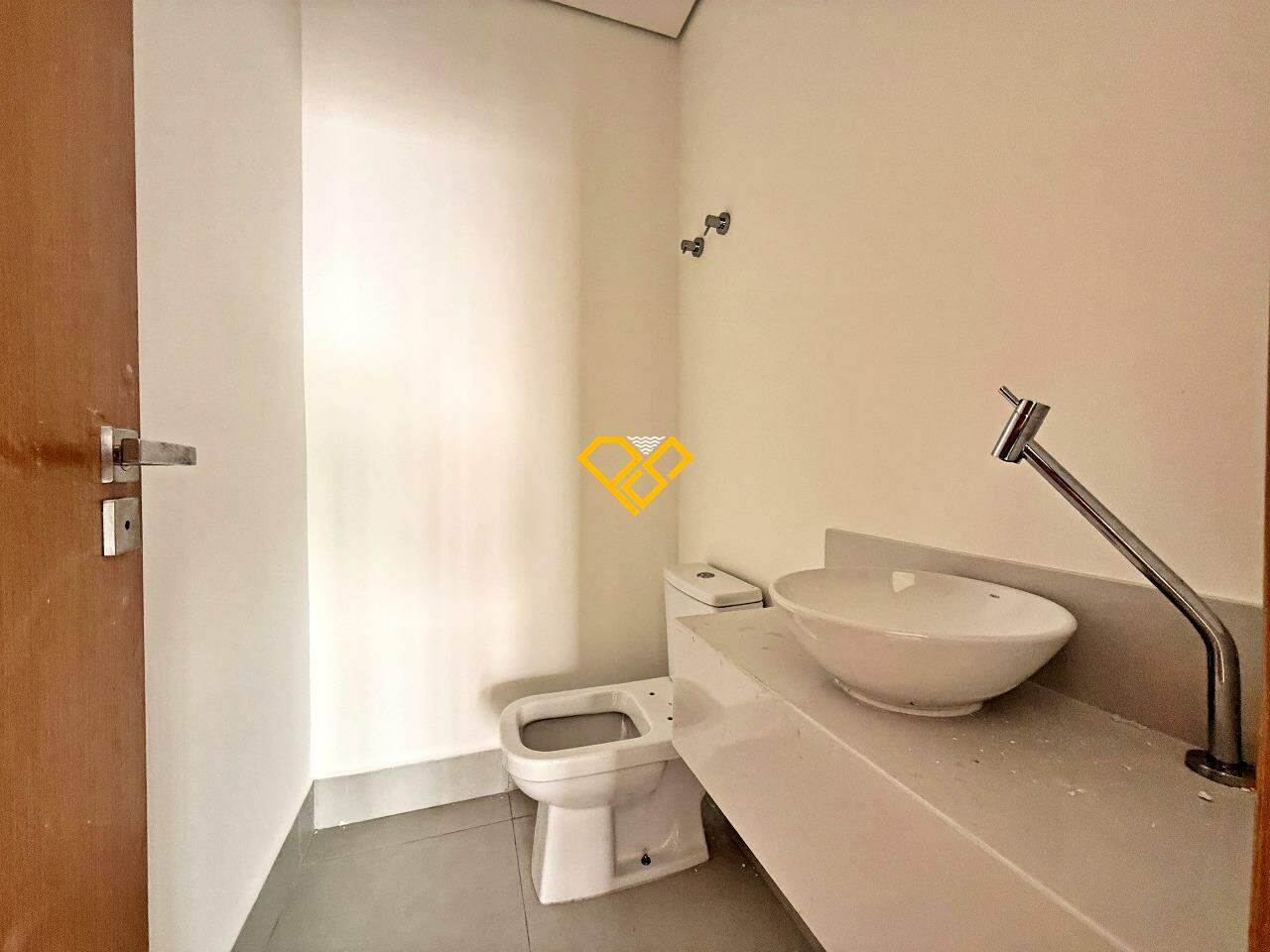 Apartamento à venda no Aparecida: Lavabo