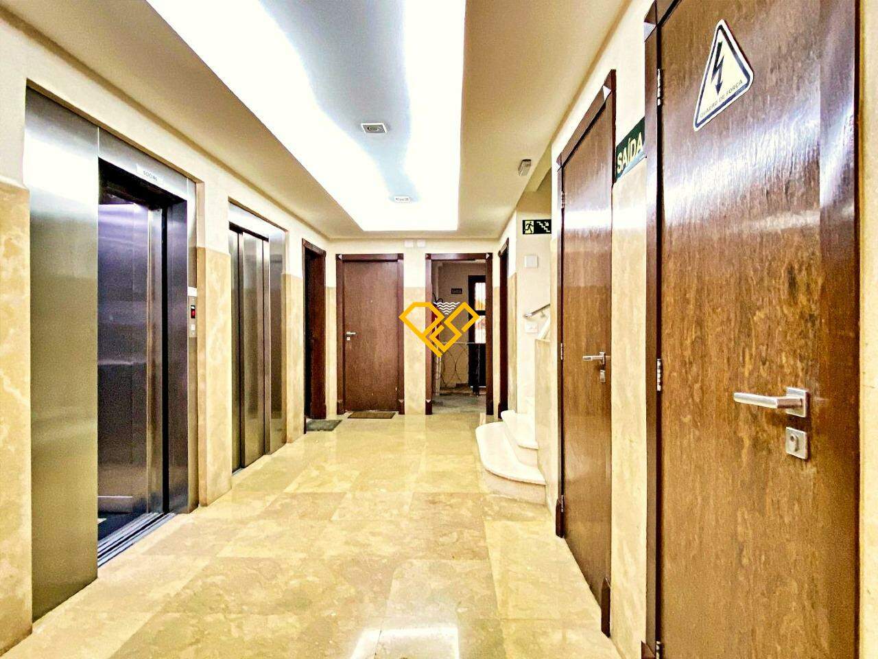 Apartamento à venda no Aparecida: Hall do condomínio