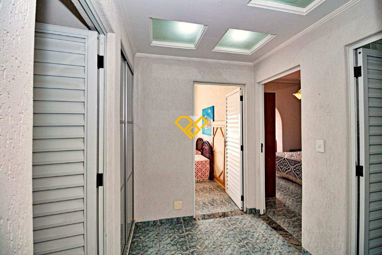 Apartamento à venda no Aparecida: Hall da área íntima