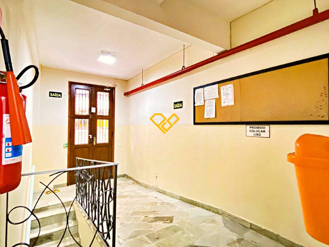 Apartamento à venda no Aparecida: Hall do condomínio