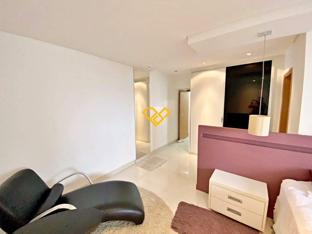 Apartamento à venda no Ponta da Praia: Suíte 1 - master