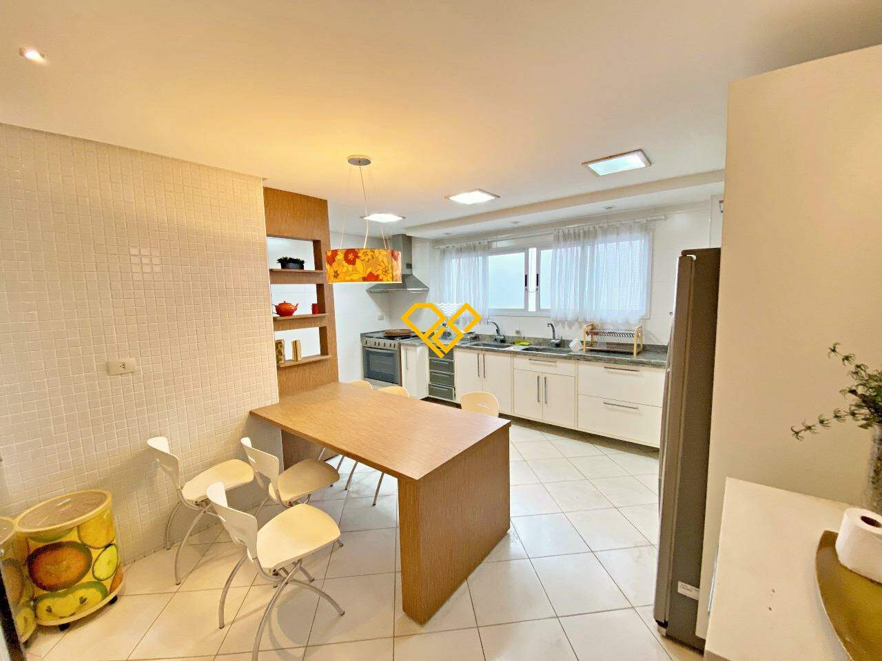 Apartamento à venda no Ponta da Praia: Cozinha