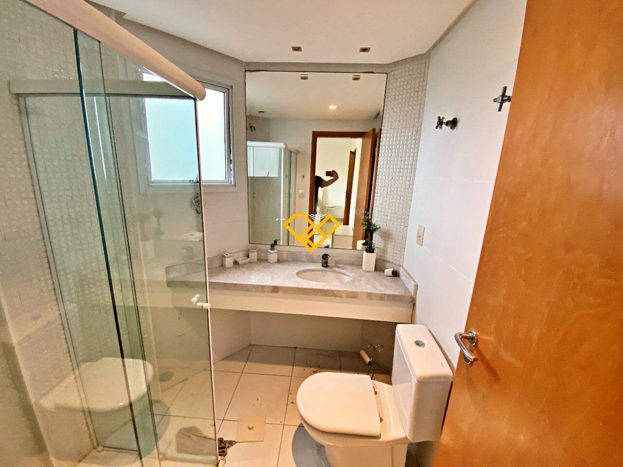 Apartamento à venda no Ponta da Praia: Wc suíte 4