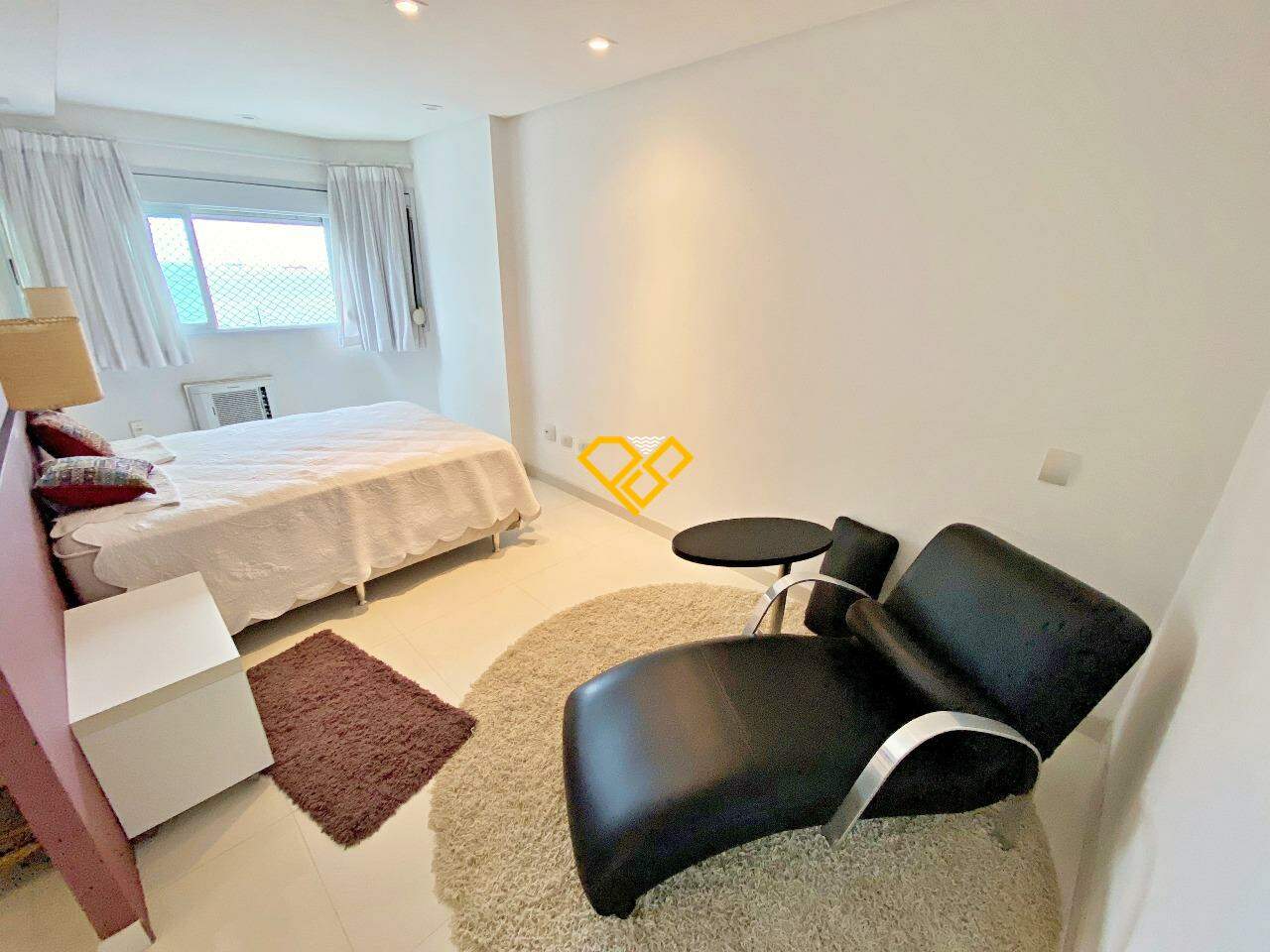 Apartamento à venda no Ponta da Praia: Suíte 1 - master