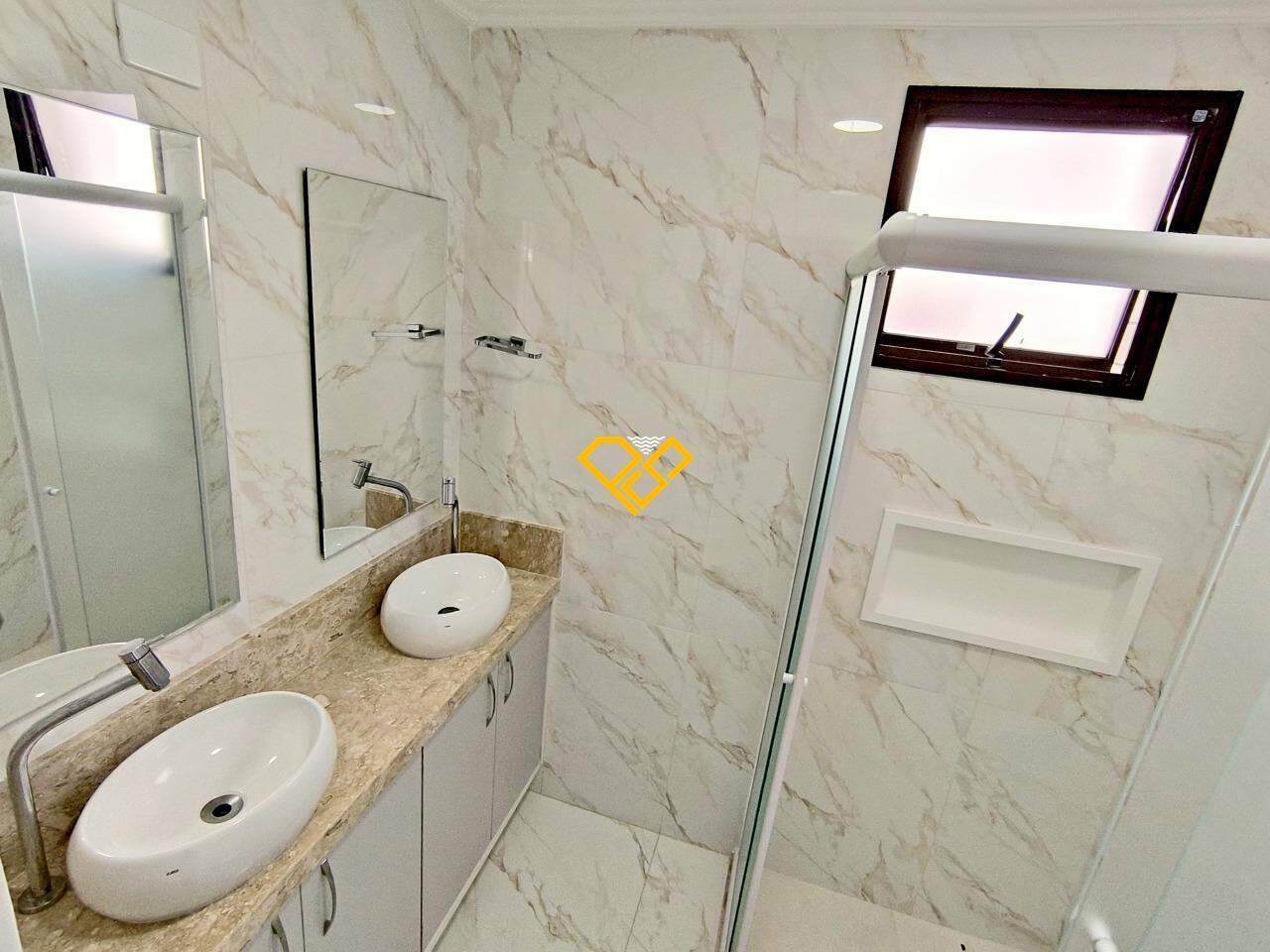 Garden à venda no José Menino: Wc suíte