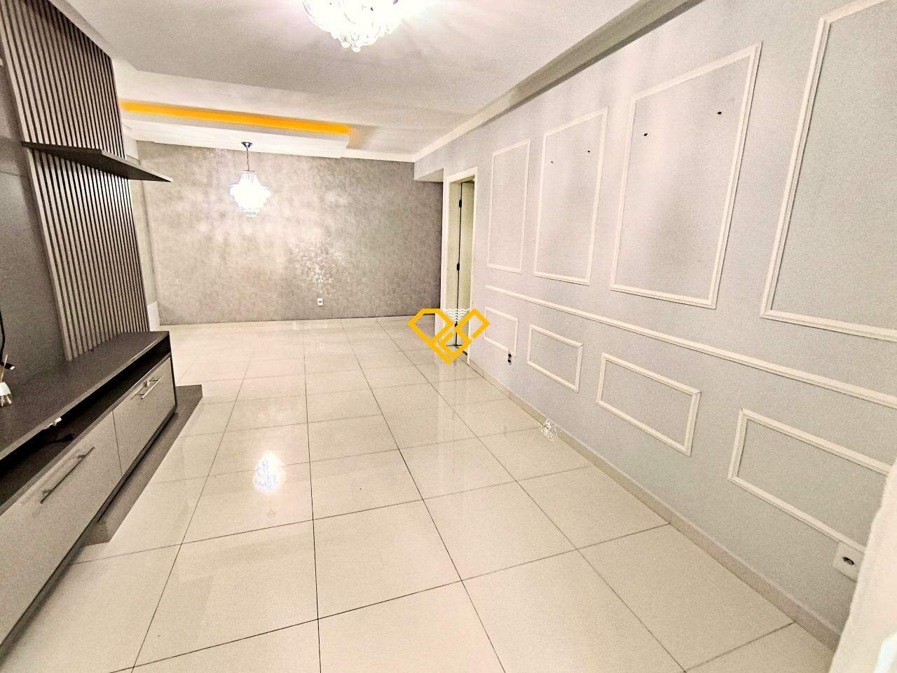 Garden à venda no José Menino: Sala