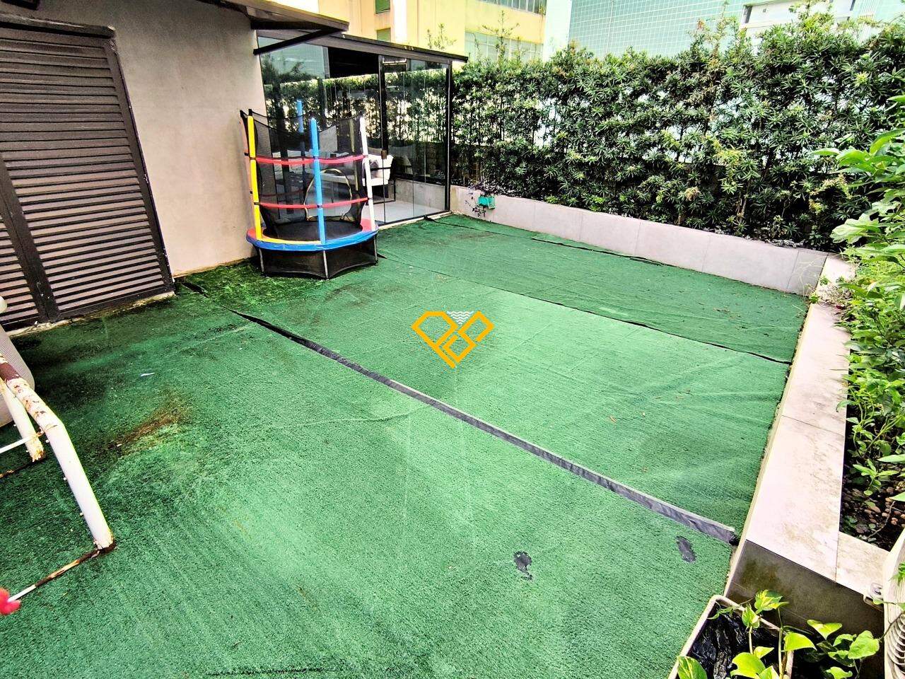 Garden à venda no José Menino: Área garden