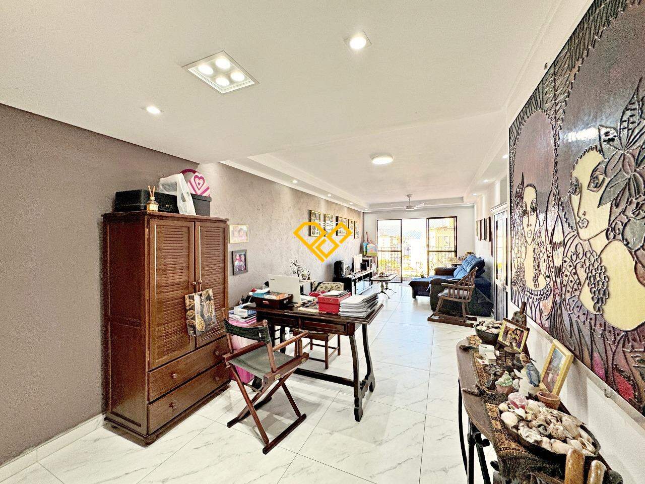 Apartamento à venda no Embaré: Sala