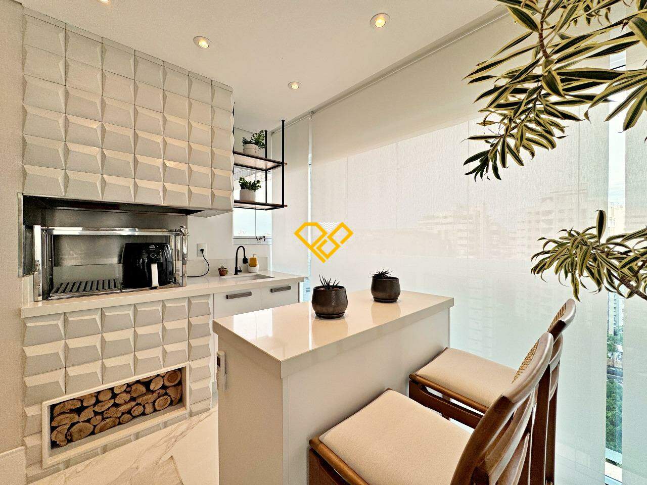 Apartamento à venda no Boqueirão: Varanda com churrasqueira