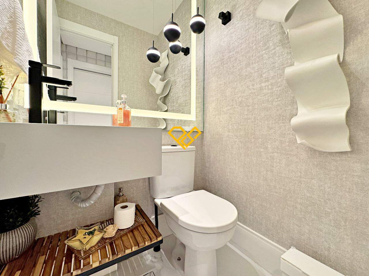Apartamento à venda no Boqueirão: Lavabo
