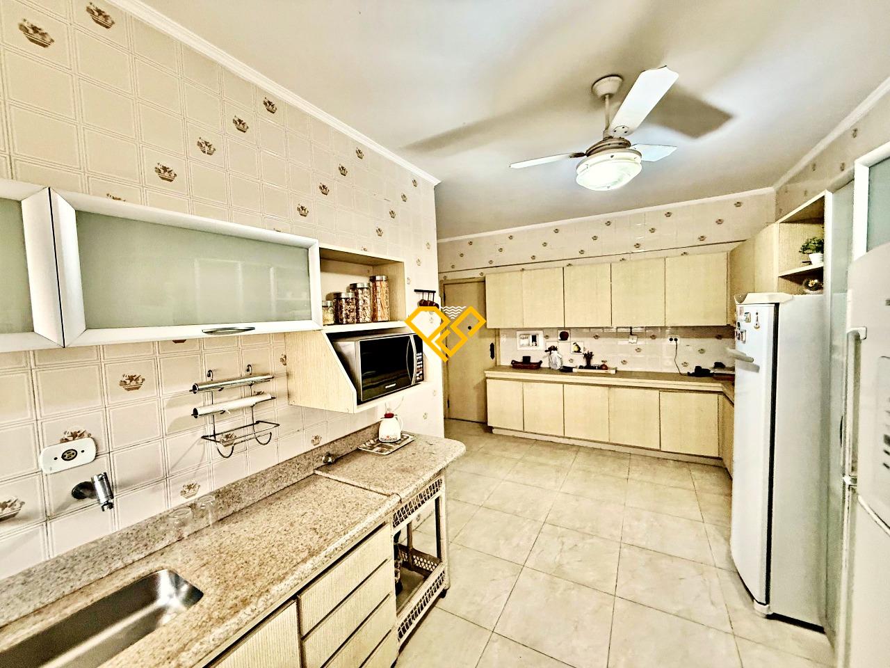 Cobertura à venda no Aparecida: Cozinha