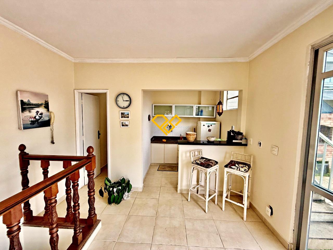 Cobertura à venda no Aparecida: Sala