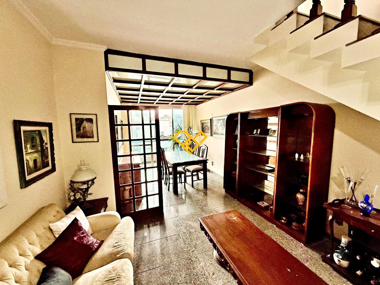 Cobertura à venda no Aparecida: Sala