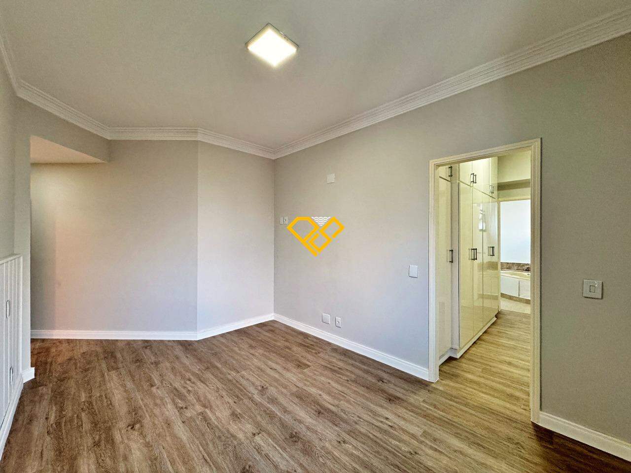 Apartamento à venda no Gonzaga: Dormitório 1 - suíte