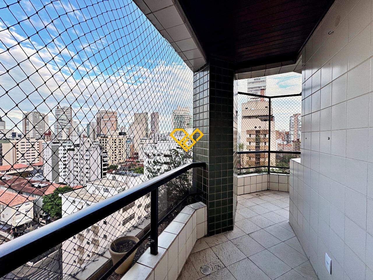 Apartamento à venda no Gonzaga: Varanda