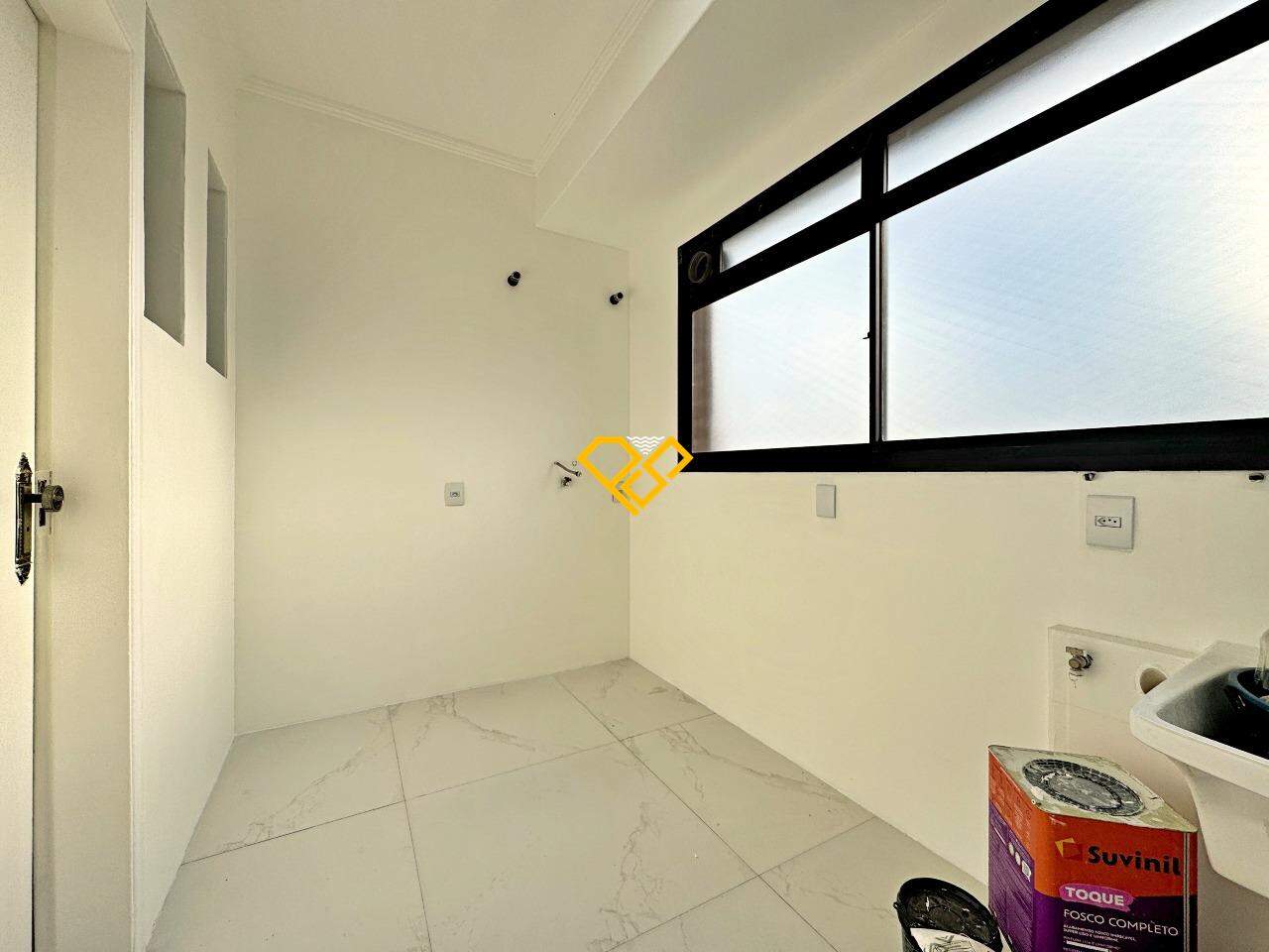 Apartamento à venda no Gonzaga: Área de serviço