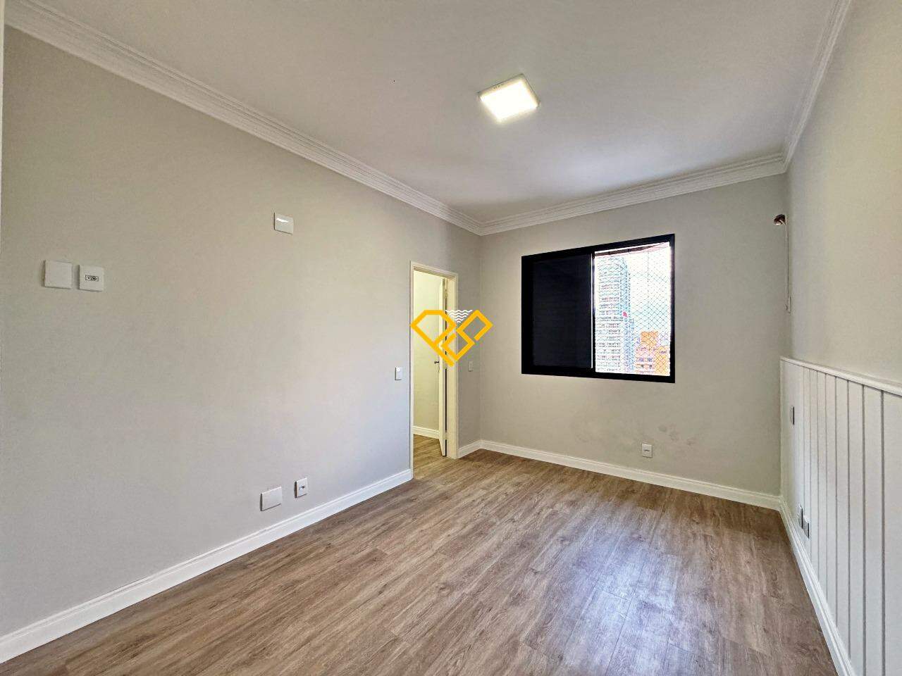 Apartamento à venda no Gonzaga: Dormitório 1 - suíte