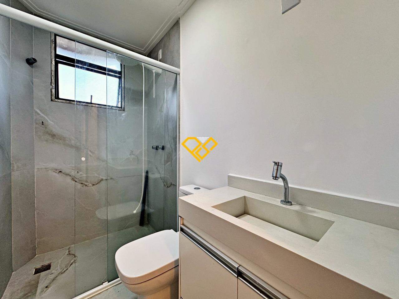 Apartamento à venda no Gonzaga: Wc social