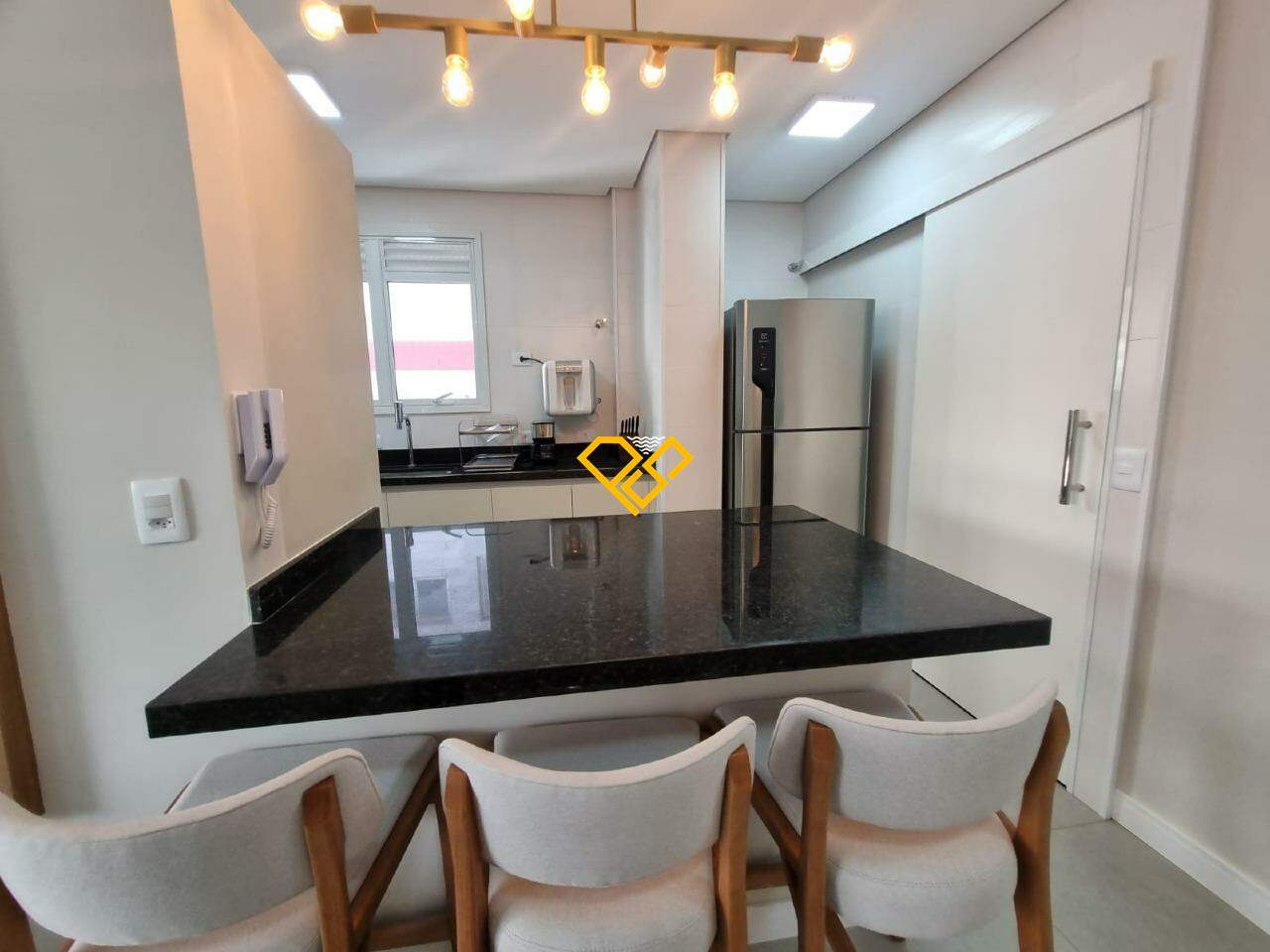 Apartamento à venda no Embaré: 