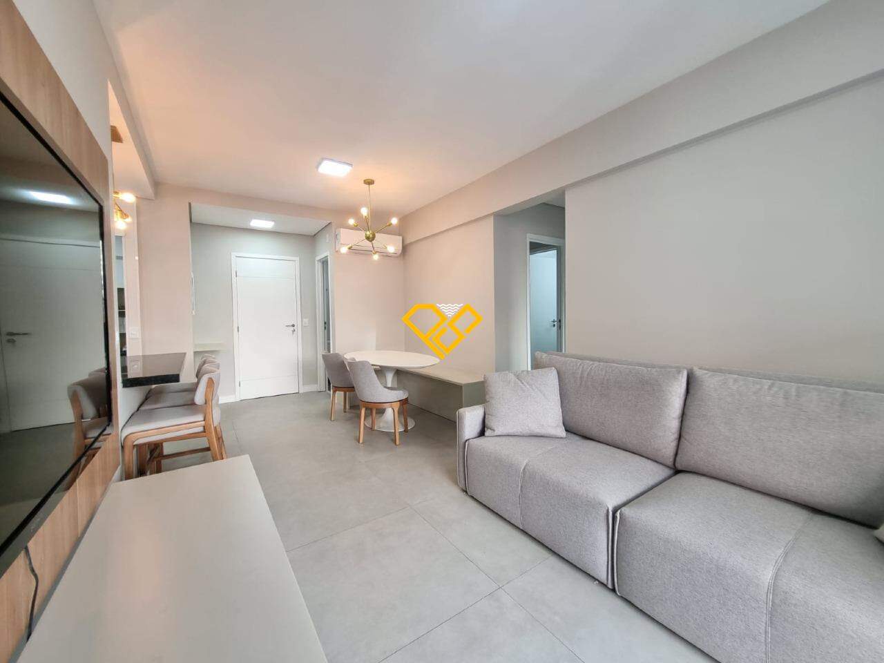 Apartamento à venda no Embaré: 