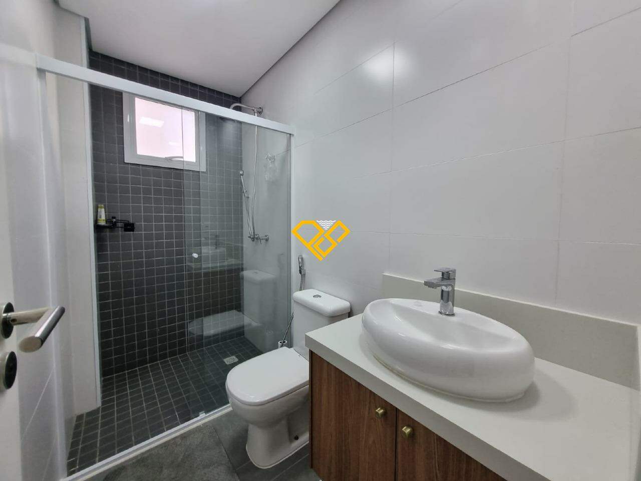 Apartamento à venda no Embaré: 