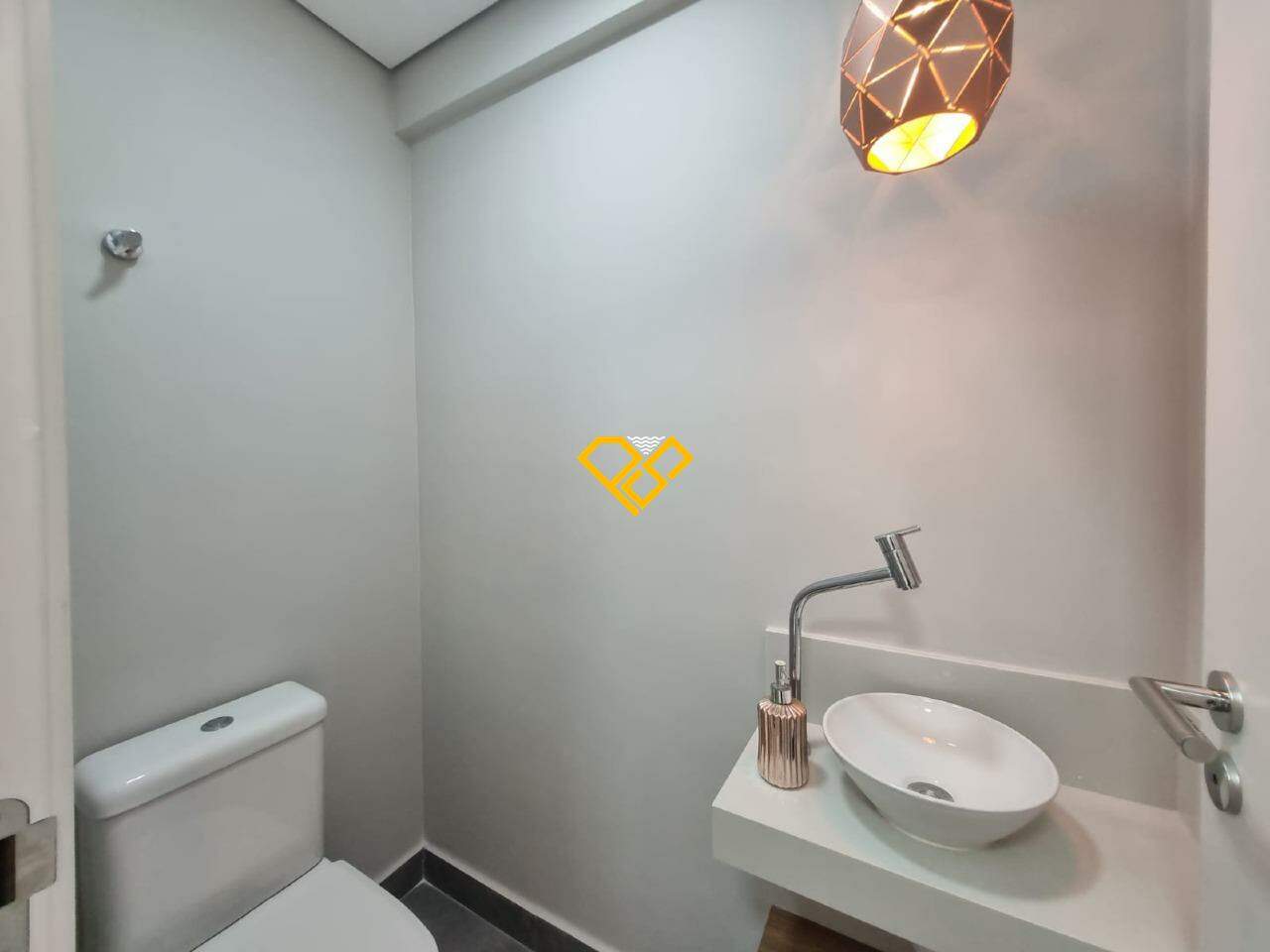 Apartamento à venda no Embaré: 