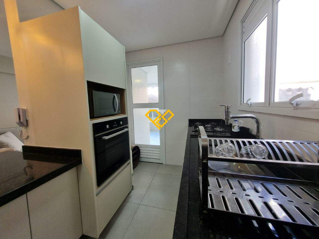 Apartamento à venda no Embaré: 