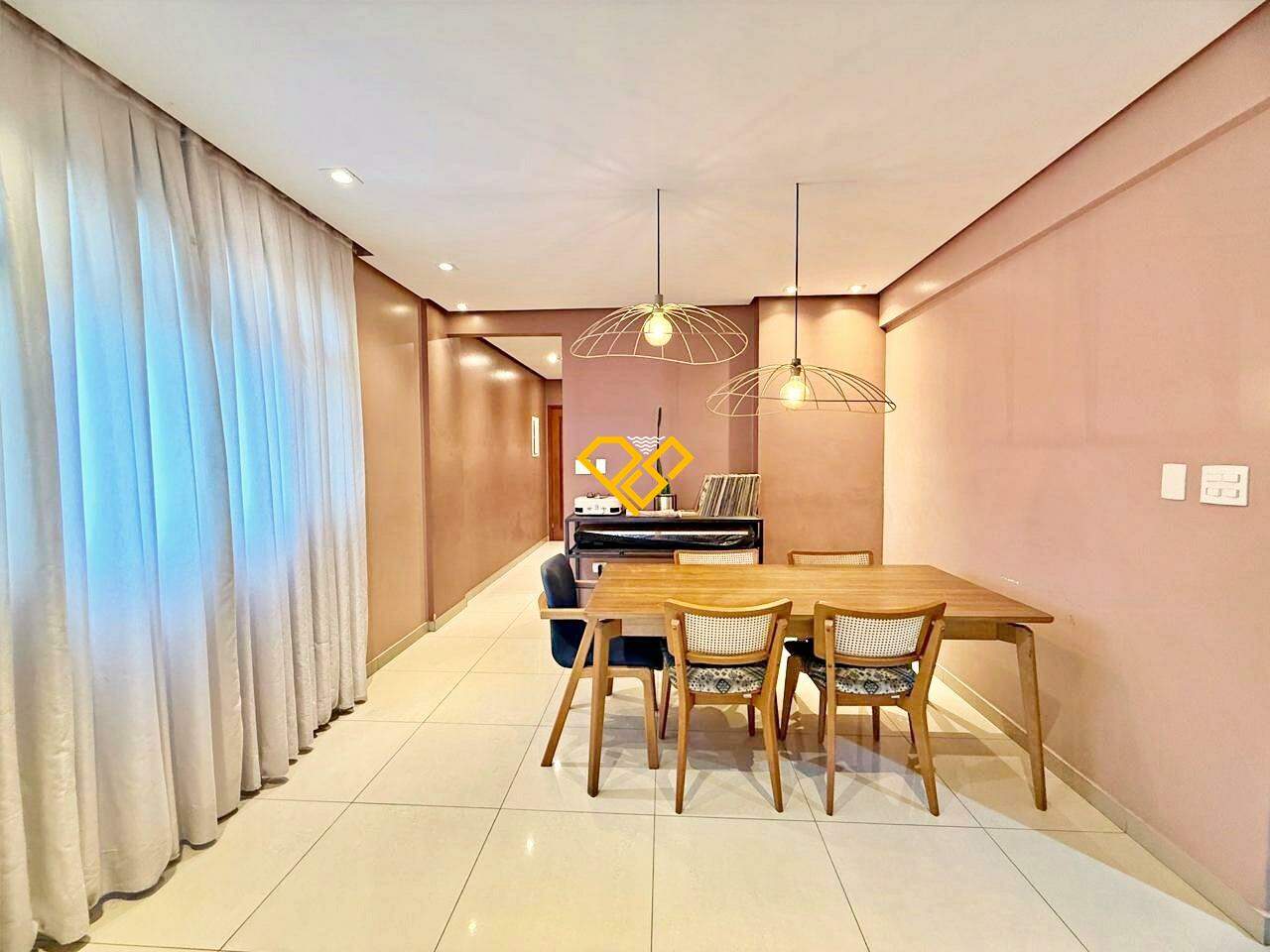 Apartamento à venda no Embaré: Sala
