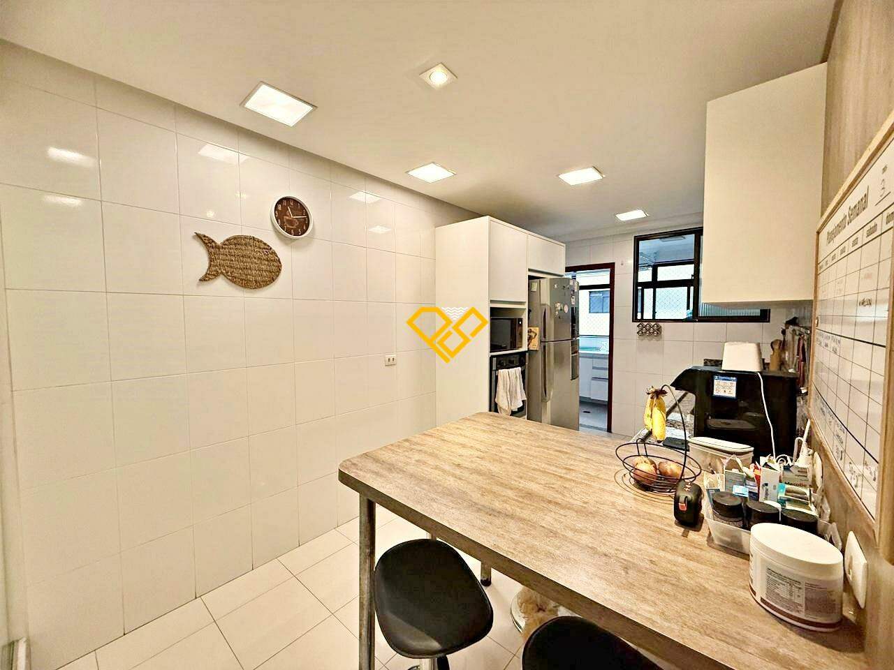 Apartamento à venda no Embaré: Cozinha