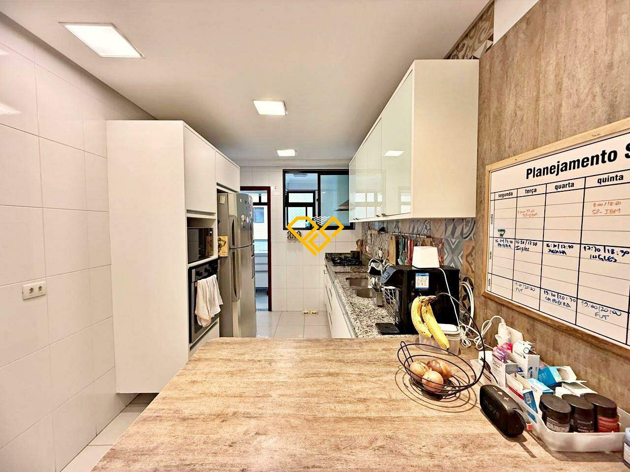 Apartamento à venda no Embaré: Cozinha