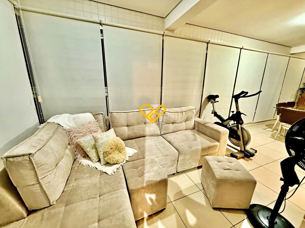 Apartamento à venda no Gonzaga: Varanda com churrasqueira